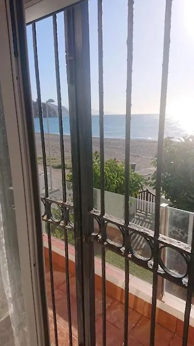 Chalet Con Jardin En Playa De Calahonda, Granada Spain