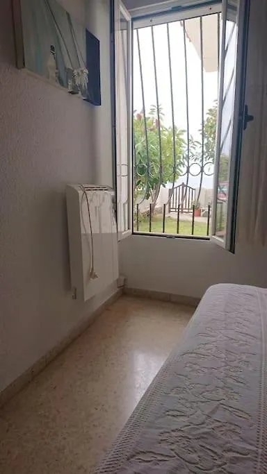 Chalet Con Jardin En Playa De Calahonda, Granada Holiday home Calahonda
