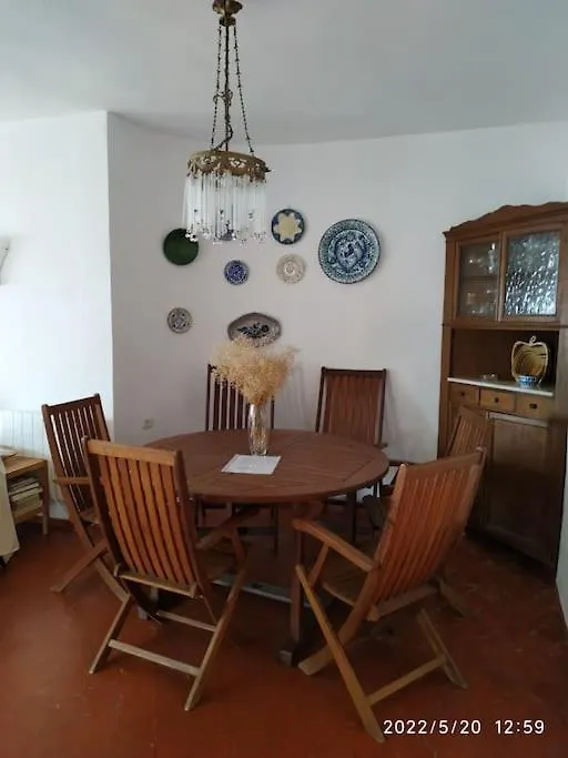 Chalet Con Jardin En Playa De Calahonda, Granada