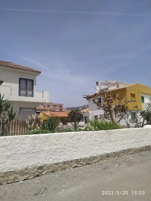 Holiday home Chalet Con Jardin En Playa De Calahonda, Granada